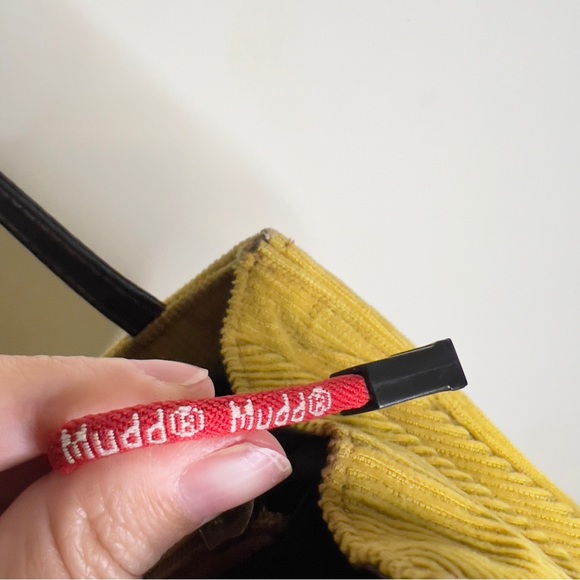 Vtg Y2K MUDD Corduroy Mini Bag Purse Yellow Classic Phone Case Pouch - Picture 5 of 16